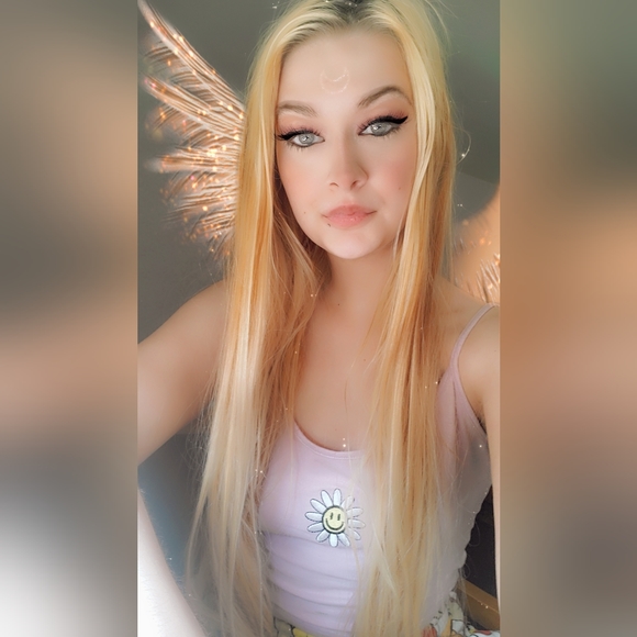 Meet your Posher, Kyla - Picture 5 of 5